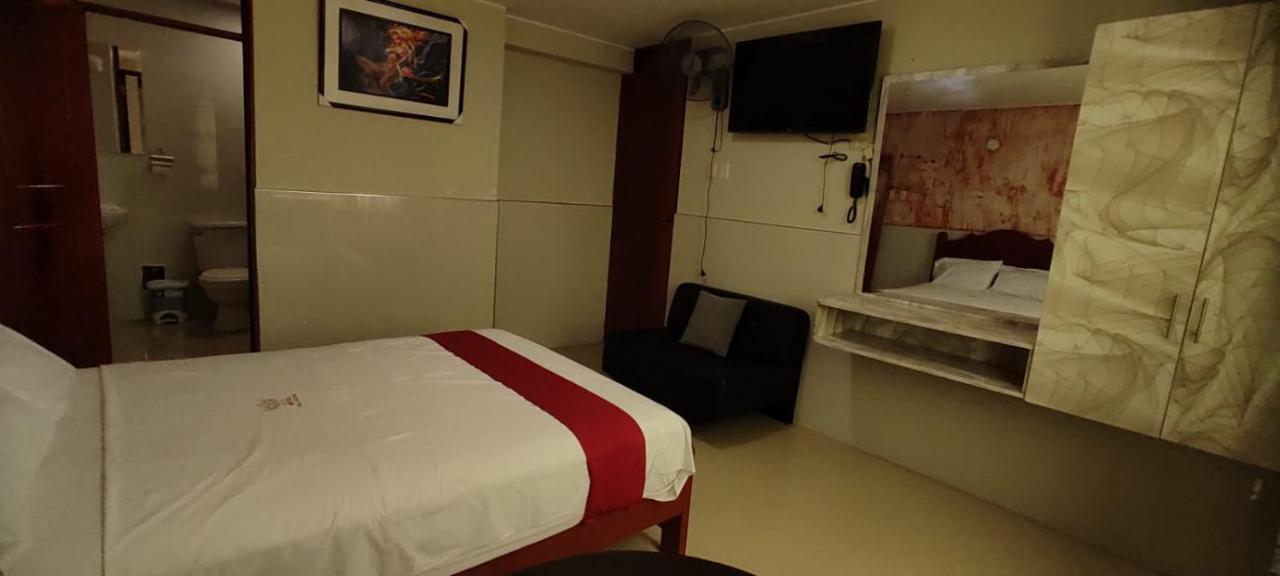 Hotel Real Bolivar Chimbote Extérieur photo