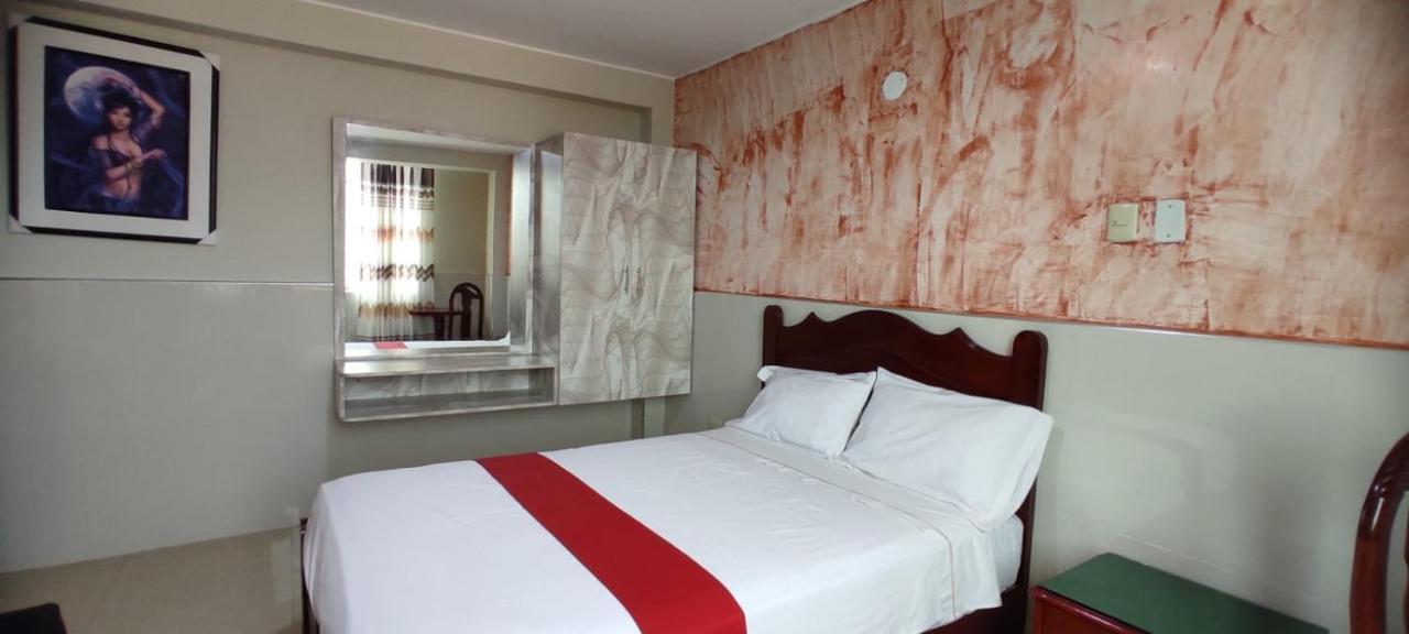 Hotel Real Bolivar Chimbote Extérieur photo