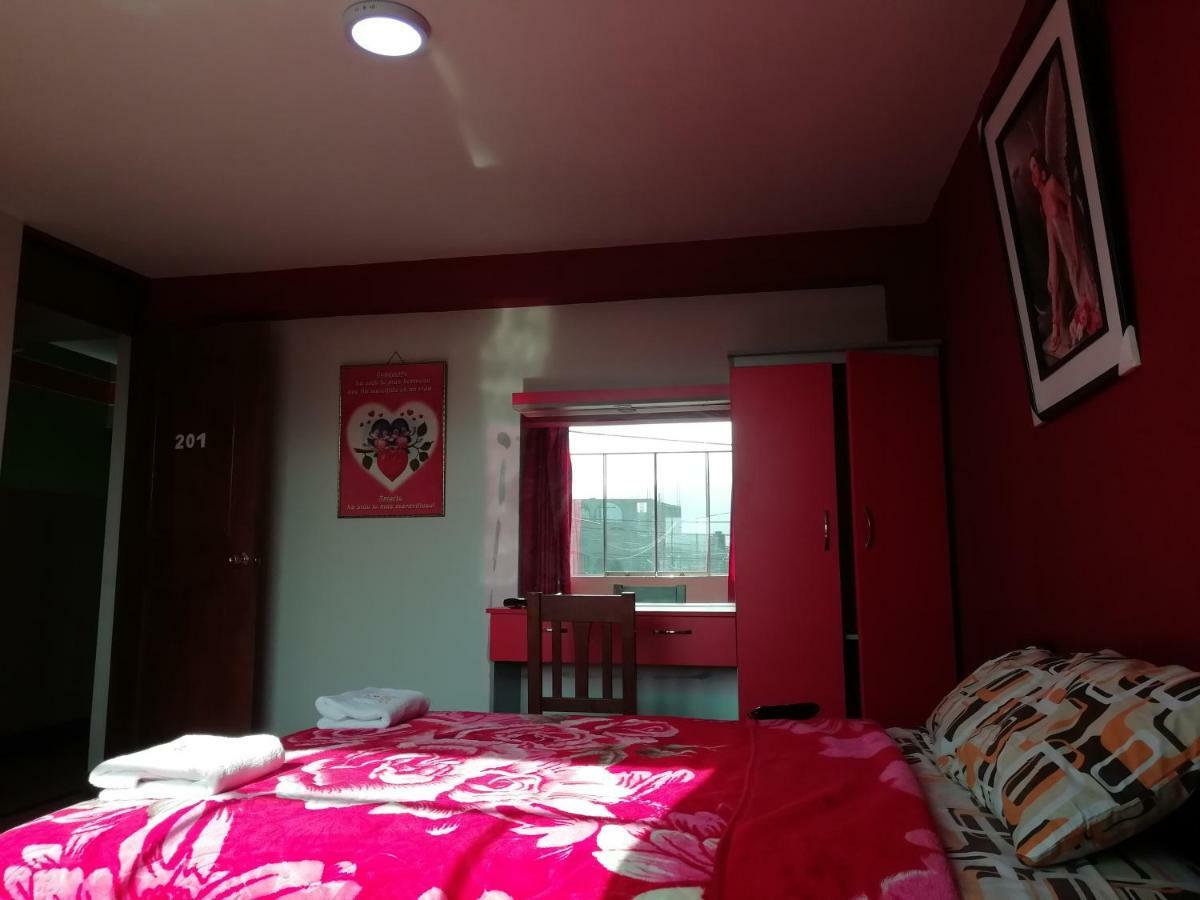 Hotel Real Bolivar Chimbote Extérieur photo