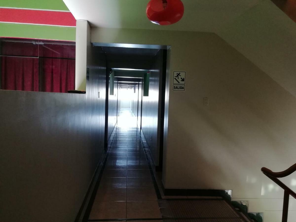 Hotel Real Bolivar Chimbote Extérieur photo